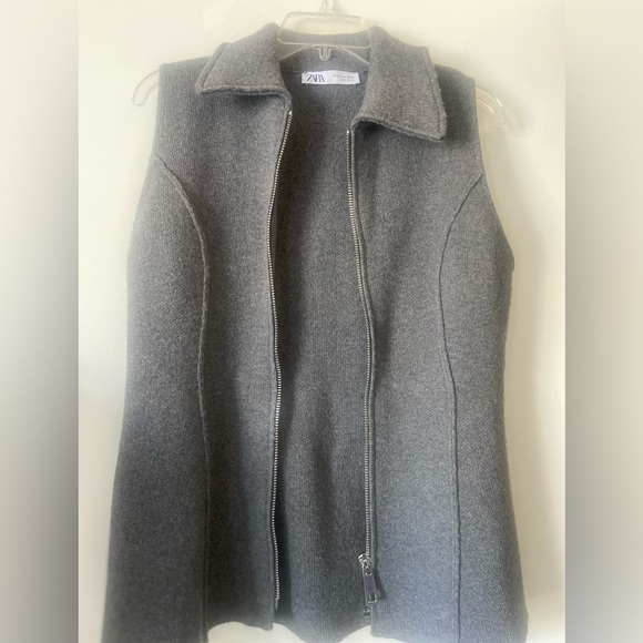 Zara zippered knit vest - Picture 3 of 7
